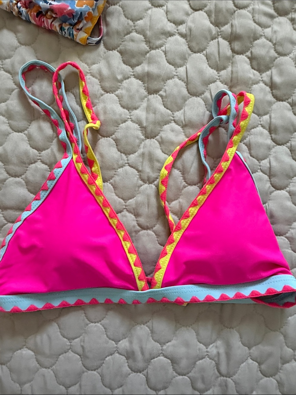 Assorted Bright Pink Floral Trim Bikini Tops - Picture 4 of 9